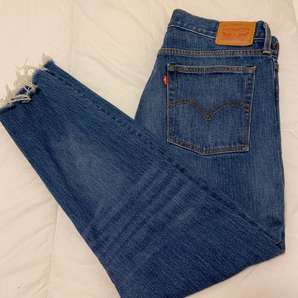 Levis ankle jeans